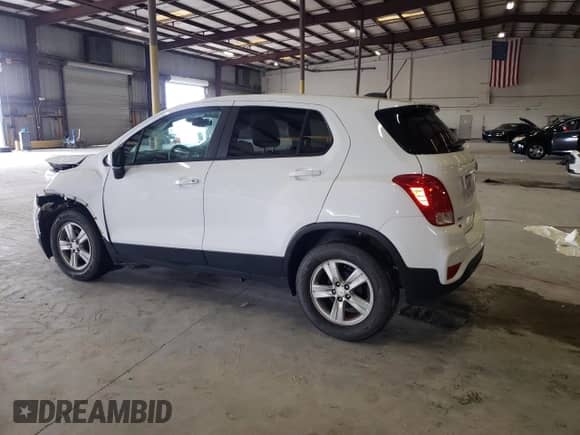 2022 Chevrolet Trax LS с VIN KL7CJKSM3NB527738, выставлен на аукционе Copart как лот 64237035 с пробегом 79 796 миль миль и Списание • Salvage title. История ставок и продаж доступна на DreamBid. Изображение 2.