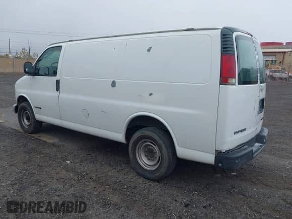 2002 Chevrolet Express с VIN 1GCGG25R121210438, выставлен на аукционе IAAI как лот 41773015 с пробегом 201 191 миль миль и . История ставок и продаж доступна на DreamBid. Изображение 3.