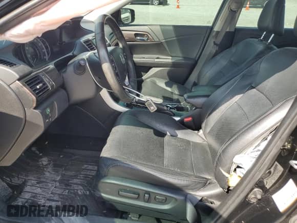 2017 Honda Accord Touring with VIN 1HGCR3F96HA034302, listed as a Copart auction lot 80482705 with 120,100 mi miles and Salvage title. Bid and sale history available at DreamBid. Image 7.