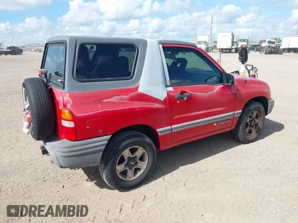 2002 Chevrolet Tracker с VIN 2CNBJ18C426921217, выставлен на аукционе IAAI как лот 42608739 с пробегом 244 721 миль миль и . История ставок и продаж доступна на DreamBid. Изображение 4.