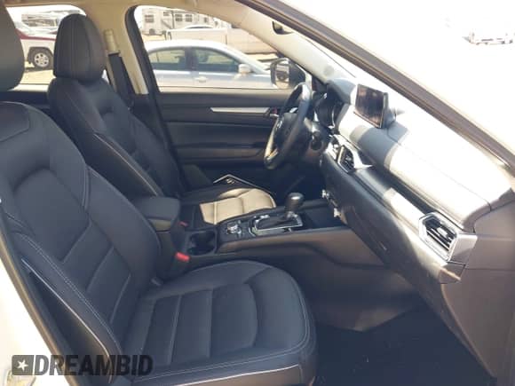 2025 Mazda CX-5 S Preferred z VIN JM3KFBCL9S0604570, wystawiony jako IAAI lot #42916877 z przebiegiem 10 455 mil mil oraz . Historia ofert i sprzedaży dostępna na DreamBid. Obrazek 5.