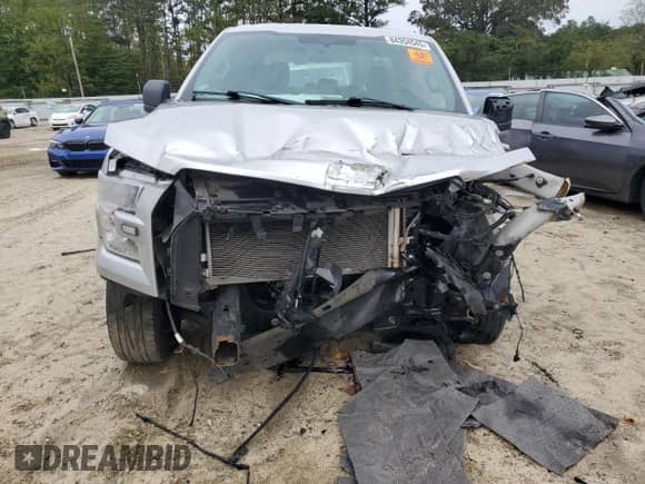 2015 Ford F-150 XL z VIN 1FTEX1C86FKE96783, wystawiony jako Copart lot #84354545 z przebiegiem 144 761 mil mil oraz Szkoda całkowita • Salvage title. Historia ofert i sprzedaży dostępna na DreamBid. Obrazek 5.