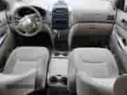 2007 Toyota Sienna LE с VIN 5TDZK23C67S046426, выставлен на аукционе Copart как лот 81681545 с пробегом 117 496 миль миль и Списание • Salvage title. История ставок и продаж доступна на DreamBid. Изображение 8.