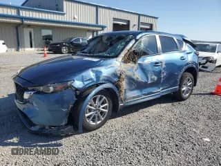 2024 Mazda CX-5 S Preferred z VIN JM3KFBCL1R0408861, wystawiony jako Copart lot #84389815 z przebiegiem Nie podano mil oraz Szkoda całkowita • Salvage title. Historia ofert i sprzedaży dostępna na DreamBid. Obrazek 1.
