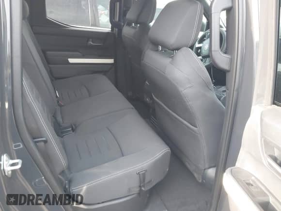 2024 Toyota Tacoma TRD Off Road с VIN 3TMLB5JN8RM009103, выставлен на аукционе IAAI как лот 43210758 с пробегом 14 193 миль миль и . История ставок и продаж доступна на DreamBid. Изображение 8.