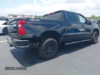 2025 Chevrolet Silverado 1500 with VIN 1GCUKEEL3SZ252206, listed as a IAAI auction lot 42370106 with 508 mi miles and . Bid and sale history available at DreamBid. Image 4.