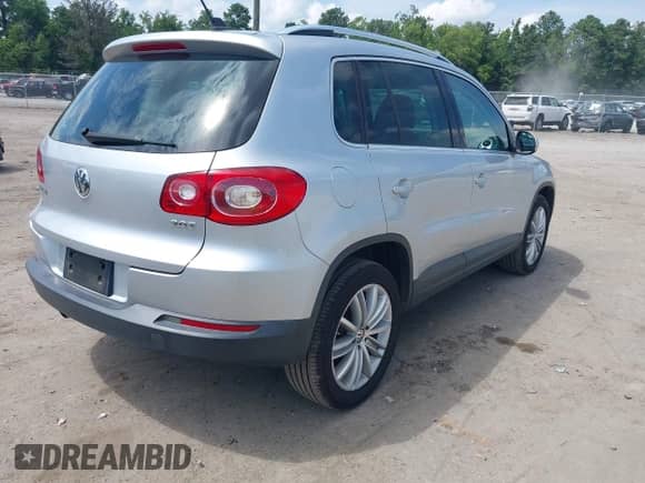 2009 Volkswagen Tiguan S с VIN WVGAV75N19W508048, выставлен на аукционе IAAI как лот 42754273 с пробегом 84 535 миль миль и . История ставок и продаж доступна на DreamBid. Изображение 4.