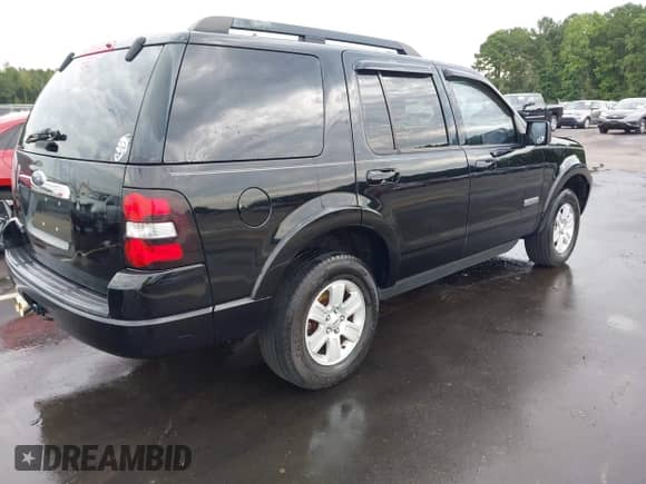 2008 Ford Explorer XLT с VIN 1FMEU63E58UB17934, выставлен на аукционе IAAI как лот 43072864 с пробегом 198 407 миль миль и . История ставок и продаж доступна на DreamBid. Изображение 4.