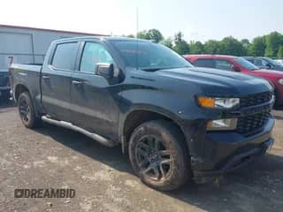 2022 Chevrolet Silverado 1500 Custom с VIN 1GCPYBEKXNZ128097, выставлен на аукционе IAAI как лот 42448006 с пробегом 57 397 миль миль и . История ставок и продаж доступна на DreamBid. Изображение 1.