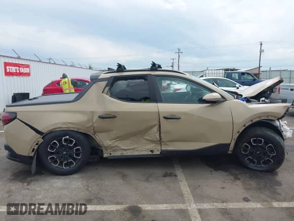 2024 Hyundai Santa Cruz SEL with VIN 5NTJCDAE5RH089059, listed as a IAAI auction lot 42861070 with 22,632 mi miles and . Bid and sale history available at DreamBid. Image 14.