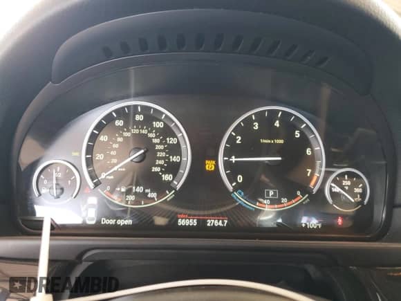 2016 BMW 5 Series 528i с VIN WBA5A5C50GG347365, выставлен на аукционе Copart как лот 80941935 с пробегом 56 955 миль миль и Списание • Salvage title. История ставок и продаж доступна на DreamBid. Изображение 9.