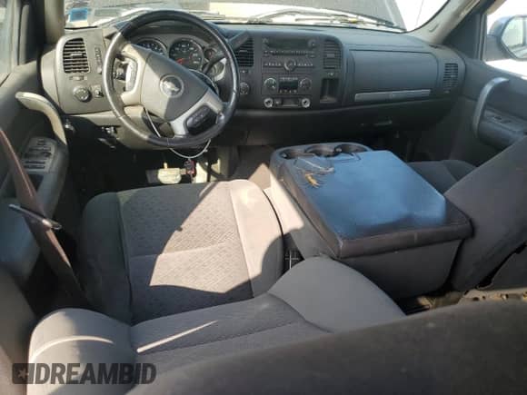 2008 Chevrolet Silverado 1500 2LT z VIN 2GCEK133081154378, wystawiony jako Copart lot #68963975 z przebiegiem 231 365 mil mil oraz Czysty tytuł • Clean title. Historia ofert i sprzedaży dostępna na DreamBid. Obrazek 8.