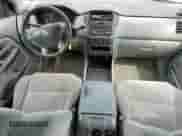 2003 Honda Pilot LX с VIN 2HKYF18153H621276, выставлен на аукционе Copart как лот 63389255 с пробегом 166 337 миль миль и Списание • Salvage title. История ставок и продаж доступна на DreamBid. Изображение 8.