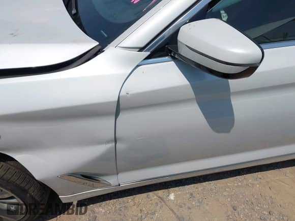 2021 BMW 5 Series 530i xDrive z VIN WBA13BJ07MWX06078, wystawiony jako IAAI lot #42591584 z przebiegiem 44 325 mil mil oraz . Historia ofert i sprzedaży dostępna na DreamBid. Obrazek 17.