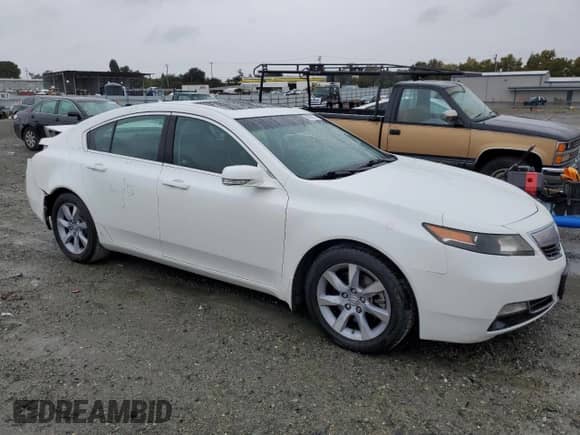 2012 Acura TL Auto с VIN 19UUA8F28CA037917, выставлен на аукционе Copart как лот 86227575 с пробегом 148 344 миль миль и Списание • Salvage title. История ставок и продаж доступна на DreamBid. Изображение 4.