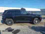 2023 Jeep Grand Cherokee Summit с VIN 1C4RJHEGXP8869192, выставлен на аукционе IAAI как лот 42186956 с пробегом 23 705 миль миль и . История ставок и продаж доступна на DreamBid. Изображение 13.