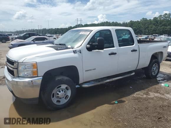 2013 Chevrolet Silverado 2500HD Work Truck с VIN 1GC1KVCG1DF223767, выставлен на аукционе Copart как лот 55690065 с пробегом 284 414 миль миль и Списание • Salvage title. История ставок и продаж доступна на DreamBid. Изображение 1.