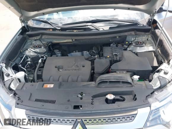 2020 Mitsubishi Outlander SE с VIN JA4AD3A31LZ043176, выставлен на аукционе IAAI как лот 42691106 с пробегом 88 007 миль миль и . История ставок и продаж доступна на DreamBid. Изображение 10.