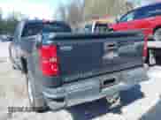 2017 Chevrolet Silverado 2500HD Work Truck z VIN 1GC1KUEG0HF219674, wystawiony jako IAAI lot #41883430 z przebiegiem 94 113 mil mil oraz . Historia ofert i sprzedaży dostępna na DreamBid. Obrazek 15.