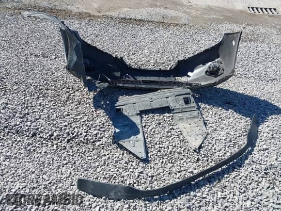 2019 Nissan Murano SL with VIN 5N1AZ2MJ0KN137370, listed as a IAAI auction lot 43336043 with 90,981 mi miles and . Bid and sale history available at DreamBid. Image 12.