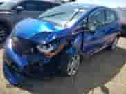 2021 Chevrolet Bolt EV LT z VIN 1G1FY6S02M4114513, wystawiony jako Copart lot #64127573 z przebiegiem 21 589 mil mil oraz . Historia ofert i sprzedaży dostępna na DreamBid. Obrazek 1.