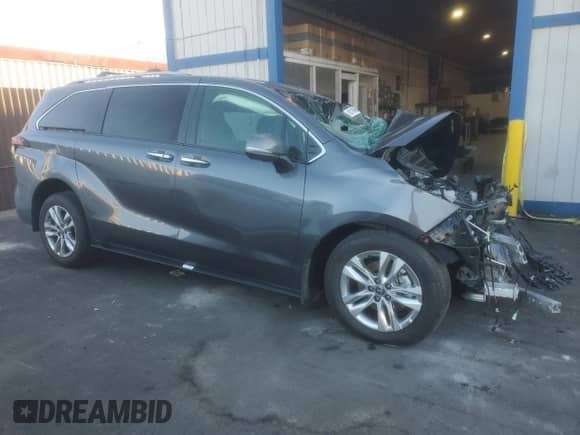 2025 Toyota Sienna Limited с VIN 5TDZSKFC4SS205139, выставлен на аукционе Copart как лот 81663155 с пробегом Не указан миль и Списание • Salvage title. История ставок и продаж доступна на DreamBid. Изображение 4.