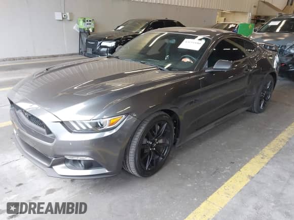 2017 Ford Mustang GT z VIN 1FA6P8CF0H5247785, wystawiony jako IAAI lot #43151880 z przebiegiem 58 439 mil mil oraz . Historia ofert i sprzedaży dostępna na DreamBid. Obrazek 17.