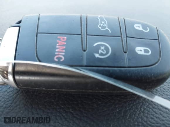 2019 Jeep Grand Cherokee Summit with VIN 1C4RJFJT7KC674874, listed as a IAAI auction lot 43164009 with 105,327 mi miles and . Bid and sale history available at DreamBid. Image 11.