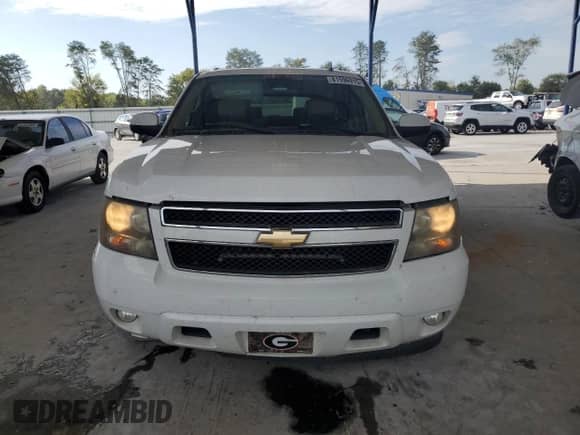 2007 Chevrolet Suburban LT z VIN 3GNFC16J87G107687, wystawiony jako Copart lot #81596915 z przebiegiem 237 431 mil mil oraz Szkoda całkowita • Salvage title. Historia ofert i sprzedaży dostępna na DreamBid. Obrazek 5.