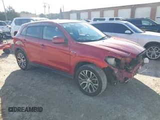 2019 Mitsubishi Outlander SE с VIN JA4AP4AU1KU010762, выставлен на аукционе IAAI как лот 43342014 с пробегом 115 410 миль миль и . История ставок и продаж доступна на DreamBid. Изображение 1.