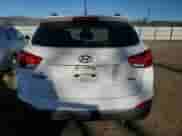 2014 Hyundai Tucson Walking Dead Edition z VIN KM8JUCAG5EU859148, wystawiony jako Copart lot #87426854 z przebiegiem 189 076 mil mil oraz Szkoda całkowita • Salvage title. Historia ofert i sprzedaży dostępna na DreamBid. Obrazek 6.