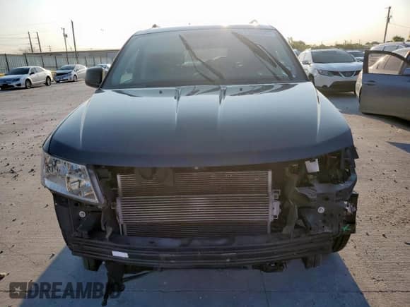 2016 Dodge Journey SE with VIN 3C4PDCAB1GT146523, listed as a Copart auction lot 71865515 with 111,657 mi miles and Salvage title. Bid and sale history available at DreamBid. Image 5.