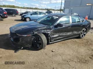 2024 Honda Accord Sport z VIN 1HGCY2F54RA052938, wystawiony jako Copart lot #85525665 z przebiegiem 68 980 mil mil oraz Szkoda całkowita • Salvage title. Historia ofert i sprzedaży dostępna na DreamBid. Obrazek 1.