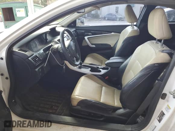 2015 Honda Accord EX-L z VIN 1HGCT2B80FA005139, wystawiony jako Copart lot #81923075 z przebiegiem 134 466 mil mil oraz Szkoda całkowita • Salvage title. Historia ofert i sprzedaży dostępna na DreamBid. Obrazek 7.