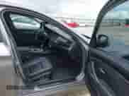 2012 BMW 5 Series 528i xDrive с VIN WBAXH5C57CDW06840, выставлен на аукционе IAAI как лот 42959728 с пробегом 208 758 миль миль и . История ставок и продаж доступна на DreamBid. Изображение 5.