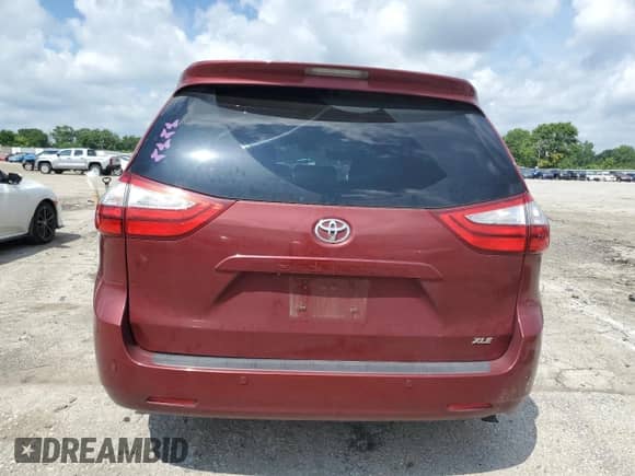 2016 Toyota Sienna XLE с VIN 5TDYK3DC1GS742577, выставлен на аукционе Copart как лот 64666335 с пробегом 172 011 миль миль и На запчасти • Non repairable. История ставок и продаж доступна на DreamBid. Изображение 6.
