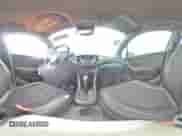 2019 Chevrolet Trax LT z VIN 3GNCJLSB2KL137500, wystawiony jako Copart lot #85294385 z przebiegiem Nie podano mil oraz Szkoda całkowita • Salvage title. Historia ofert i sprzedaży dostępna na DreamBid. Obrazek 14.