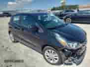 2019 Chevrolet Spark LT z VIN KL8CD6SA9KC727402, wystawiony jako Copart lot #70598125 z przebiegiem 51 769 mil mil oraz Szkoda całkowita • Salvage title. Historia ofert i sprzedaży dostępna na DreamBid. Obrazek 4.