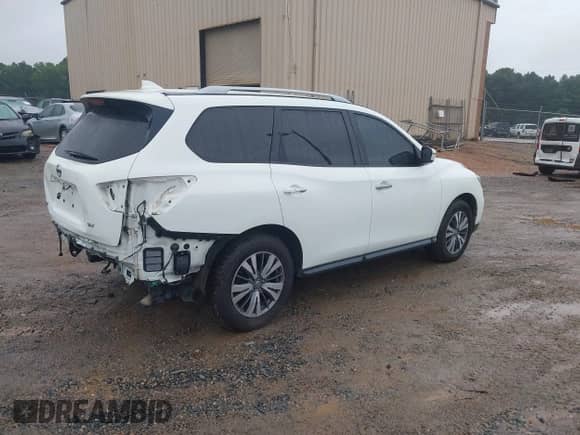 2020 Nissan Pathfinder SV with VIN 5N1DR2BN0LC650618, listed as a IAAI auction lot 42930930 with 56,744 mi miles and . Bid and sale history available at DreamBid. Image 4.