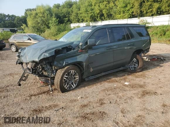 2025 Chevrolet Tahoe Z71 z VIN 1GNS6PRD9SR204663, wystawiony jako Copart lot #68784975 z przebiegiem 10 238 mil mil oraz Nie do naprawy • Non repairable. Historia ofert i sprzedaży dostępna na DreamBid. Obrazek 1.