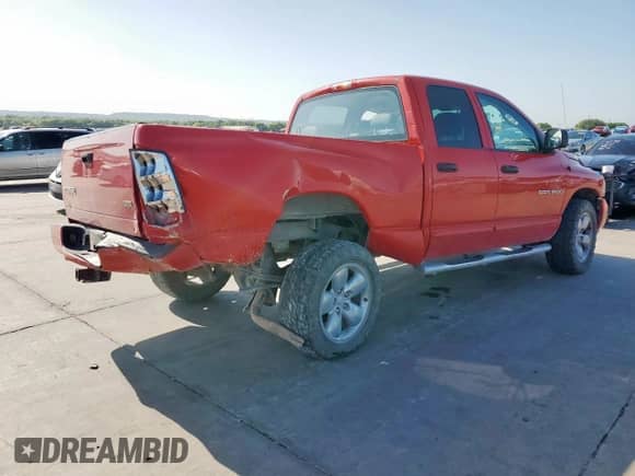 2004 Dodge 1500 SLT z VIN 1D7HA18D04J264290, wystawiony jako Copart lot #64315435 z przebiegiem 135 817 mil mil oraz Czysty tytuł • Clean title. Historia ofert i sprzedaży dostępna na DreamBid. Obrazek 3.