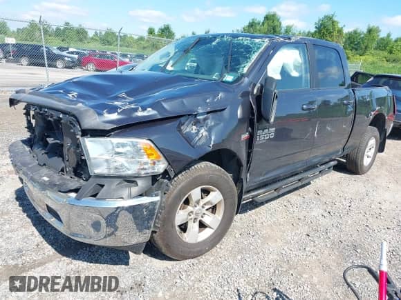 2019 Ram 1500 Big Horn z VIN 1C6RR7TT5KS687454, wystawiony jako IAAI lot #42645612 z przebiegiem 112 214 mil mil oraz . Historia ofert i sprzedaży dostępna na DreamBid. Obrazek 2.