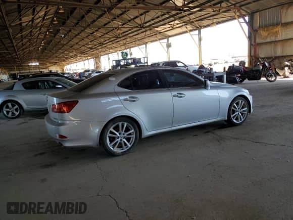 2006 Lexus IS 250 z VIN JTHBK262765009828, wystawiony jako Copart lot #82752305 z przebiegiem Nie podano mil oraz Szkoda całkowita • Salvage title. Historia ofert i sprzedaży dostępna na DreamBid. Obrazek 3.