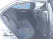 2021 Toyota Camry LE z VIN 4T1C11AK7MU545056, wystawiony jako IAAI lot #41264701 z przebiegiem 59 306 mil mil oraz . Historia ofert i sprzedaży dostępna na DreamBid. Obrazek 8.