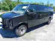 2018 Chevrolet Express Passenger LT z VIN 1GAZGPFG2J1320909, wystawiony jako IAAI lot #42332001 z przebiegiem 89 732 mil mil oraz . Historia ofert i sprzedaży dostępna na DreamBid. Obrazek 21.
