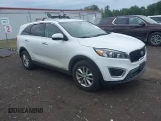 2018 Kia Sorento LX with VIN 5XYPGDA56JG367590, listed as a IAAI auction lot 42981440 with 140,964 mi miles and . Bid and sale history available at DreamBid. Image 1.