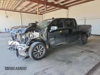 2019 Chevrolet Silverado 1500 LT z VIN 3GCPWCEK5KG213162, wystawiony jako Copart lot #82765955 z przebiegiem 111 993 mil mil oraz Szkoda całkowita • Salvage title. Historia ofert i sprzedaży dostępna na DreamBid. Obrazek 1.