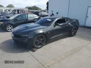 2020 Chevrolet Camaro 2SS с VIN 1G1FH1R72L0102857, выставлен на аукционе Copart как лот 84009965 с пробегом 88 469 миль миль и Списание • Salvage title. История ставок и продаж доступна на DreamBid. Изображение 1.