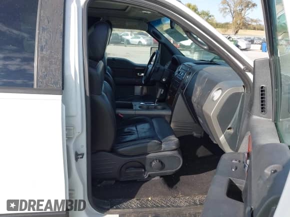 2005 Ford F-150 XLT with VIN 1FTPW14525FB02123, listed as a IAAI auction lot 43453009 with 222,617 mi miles and . Bid and sale history available at DreamBid. Image 5.