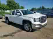 2018 GMC Sierra 1500 SLE z VIN 2GTV2MECXJ1110666, wystawiony jako Copart lot #65382475 z przebiegiem Nie podano mil oraz Czysty tytuł • Clean title. Historia ofert i sprzedaży dostępna na DreamBid. Obrazek 14.